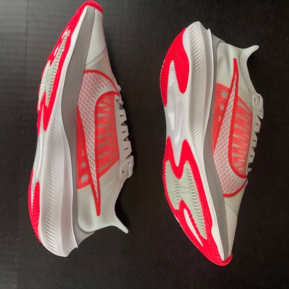 Nike Zoom Gravity Grey Red White Womens Running Sh - Picture 13 of 16